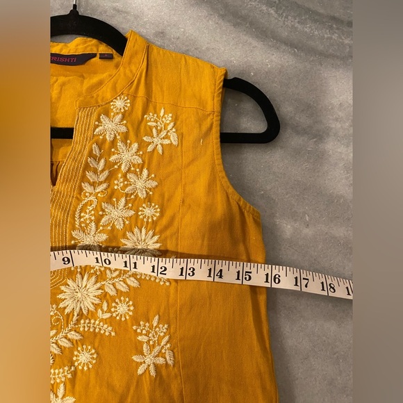 Srishti Size S Mustard Yellow Cotton Blend Pullover Embroidered Sleeveless Top - Picture 8 of 10